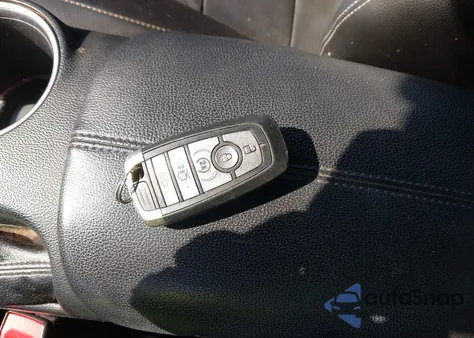 2018 Ford Mustang Ecoboost z USA, uszkodzony, nr VIN 1FA6P8TH3J5159627